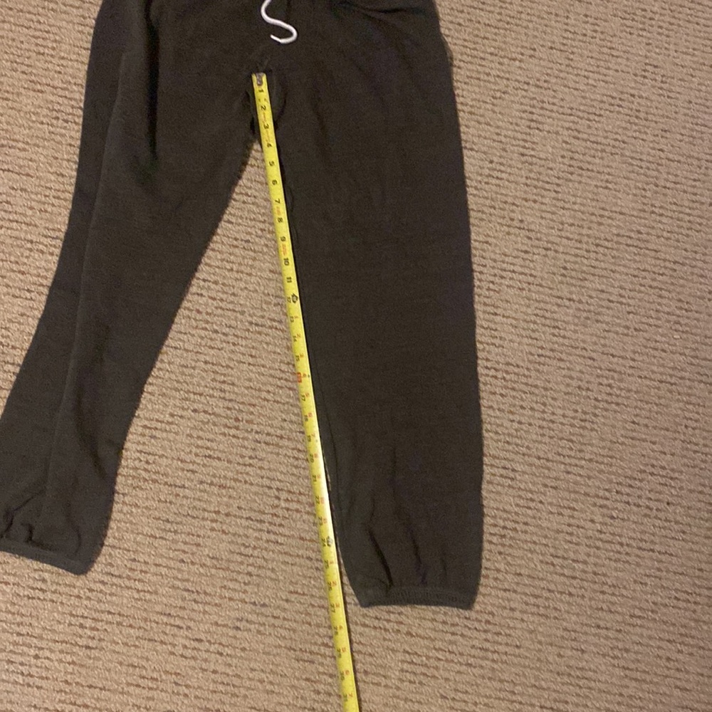 Monrow Sweatpants - image 7